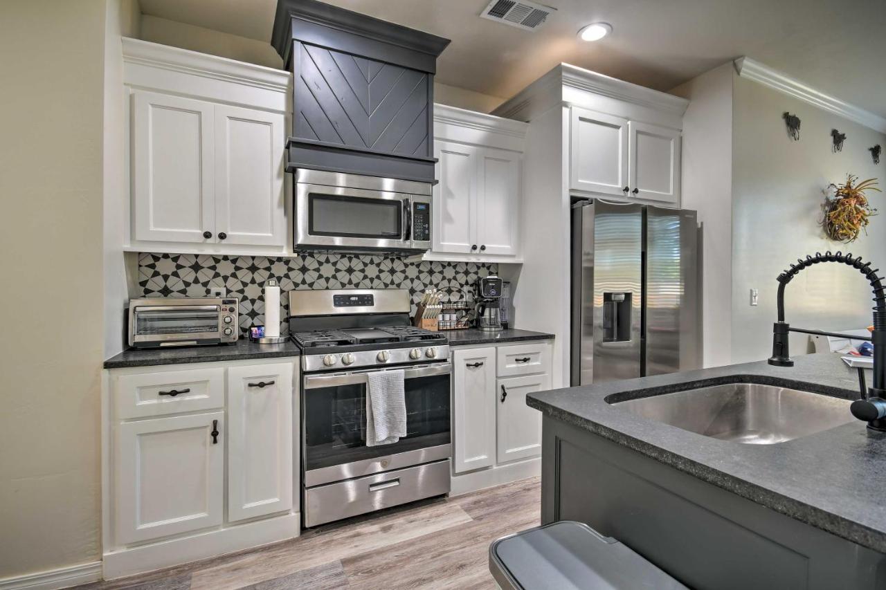 Bright Amarillo Townhome Near Parks And Town! Extérieur photo